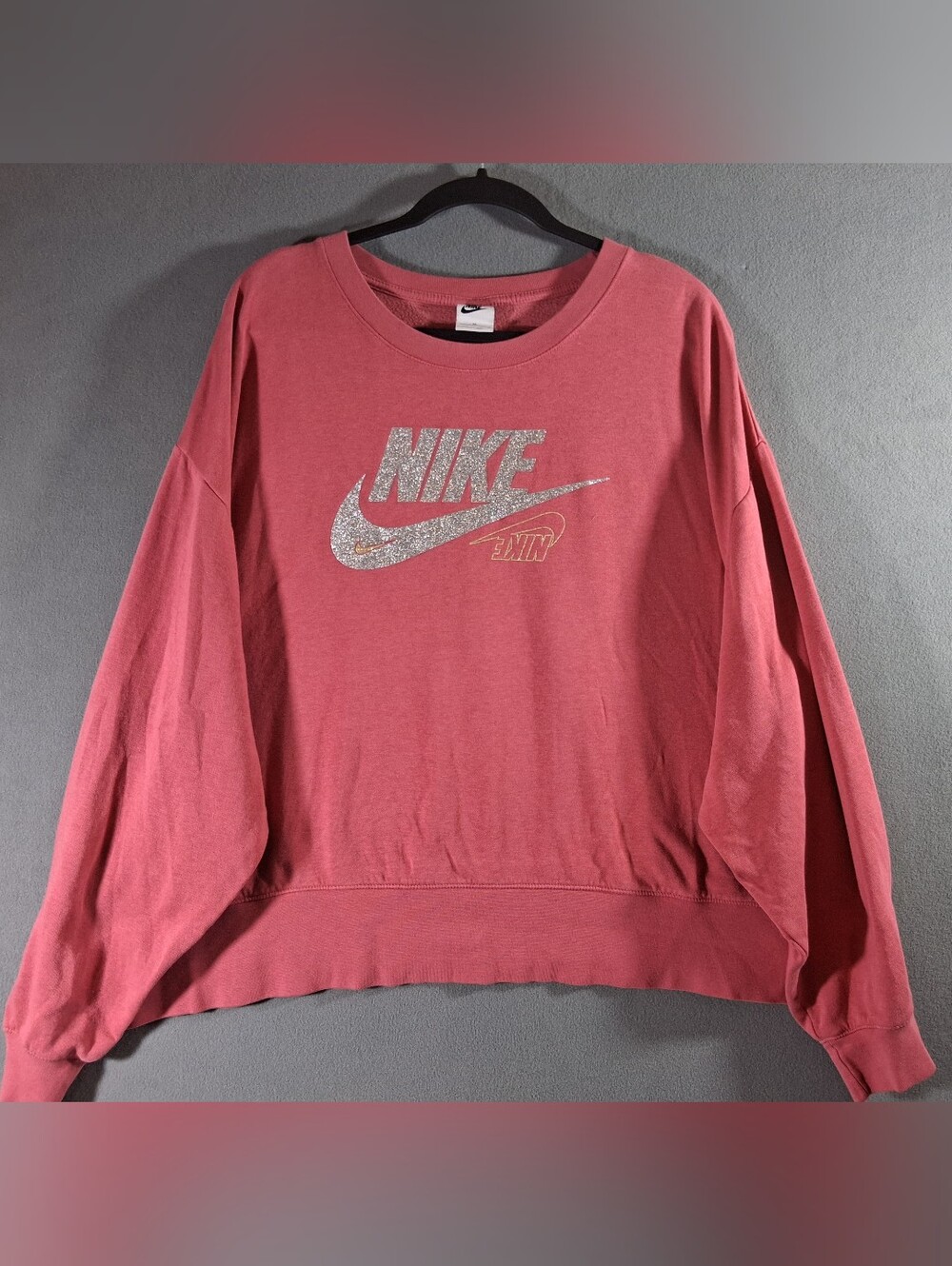 Women's 3X Coral Nike Drop-Shoulder Sweatshirt Sparkly Logo Cozy Fall Sporty